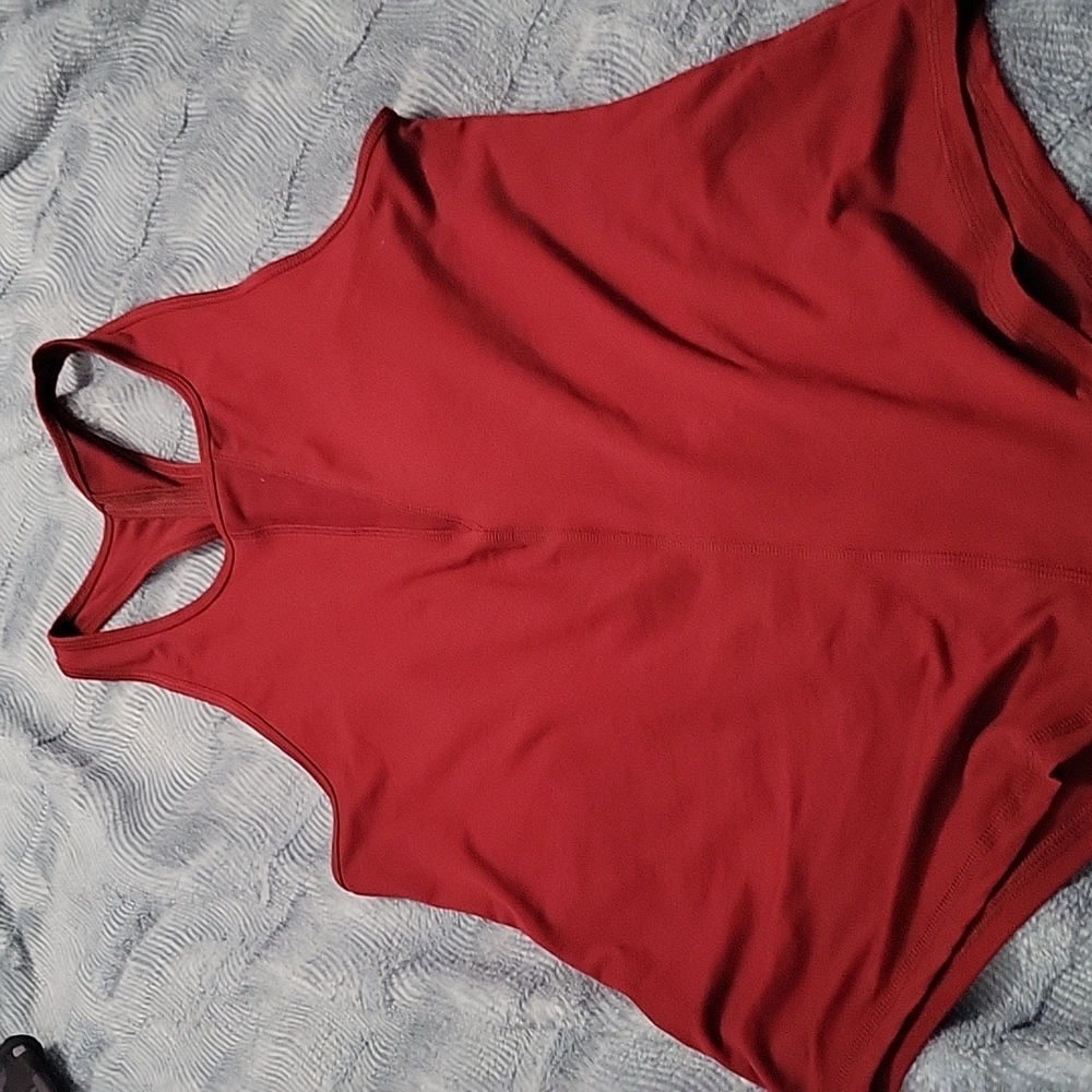 Zyia tank